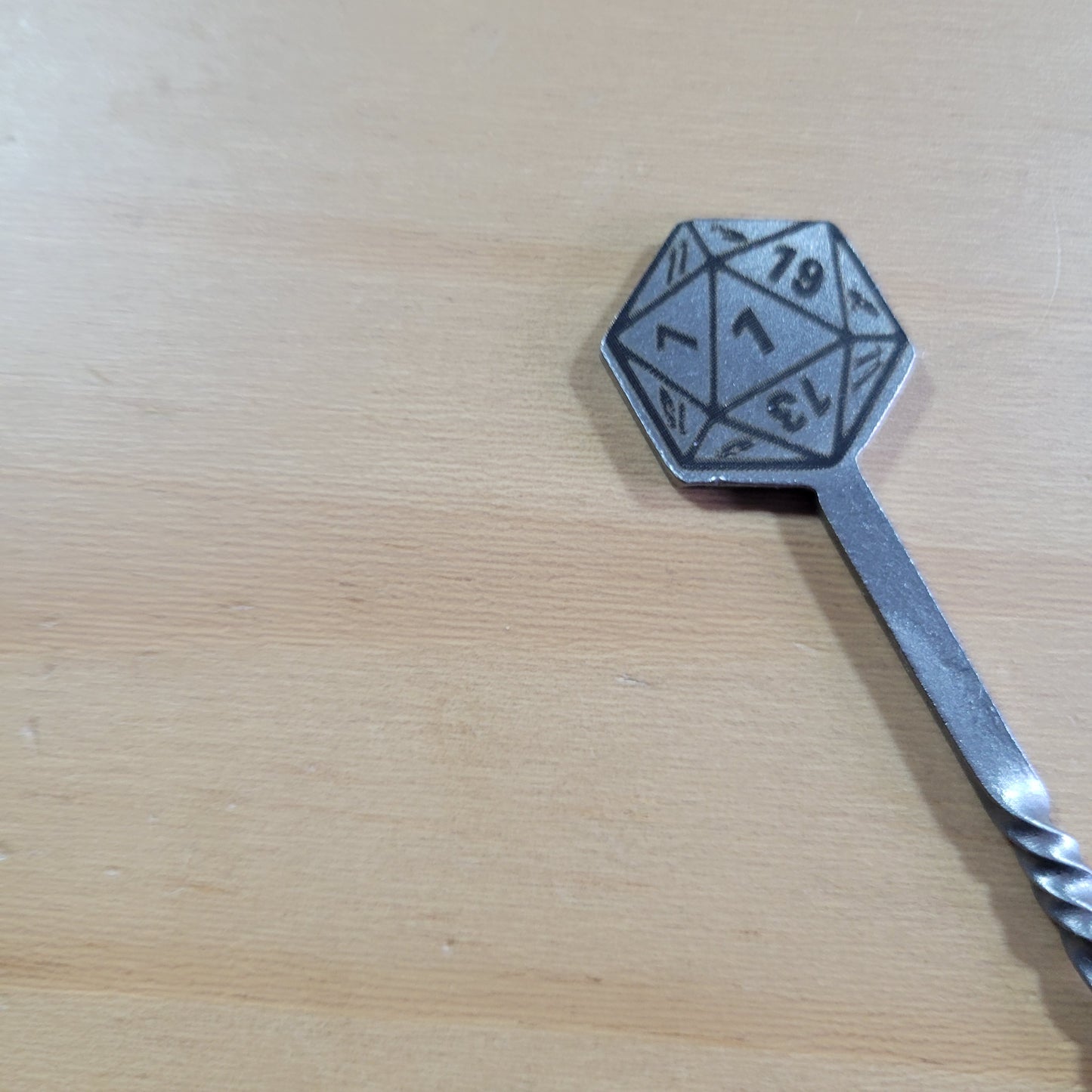 D20 steel hair pin