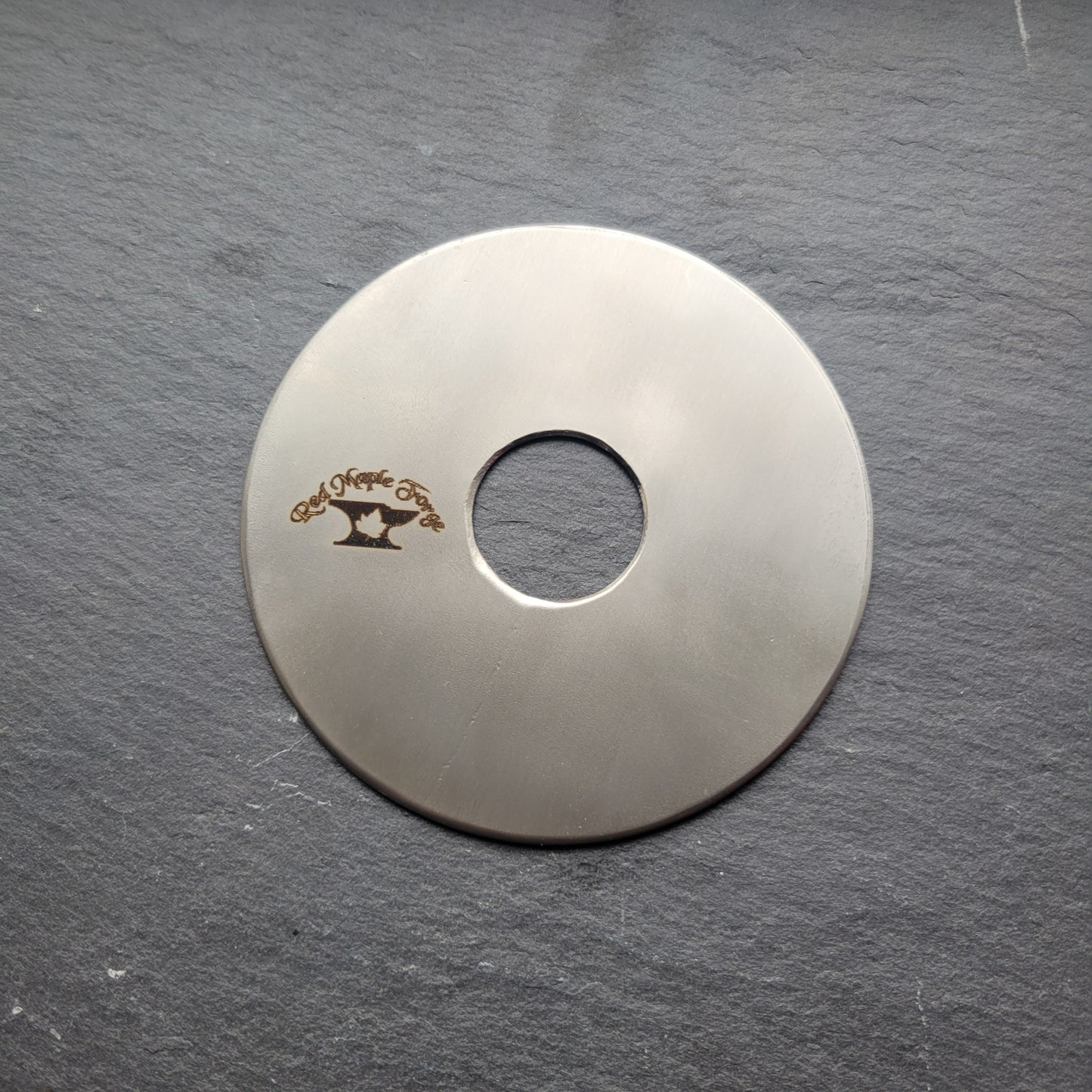 Potter's rib stainless steel Circle 95