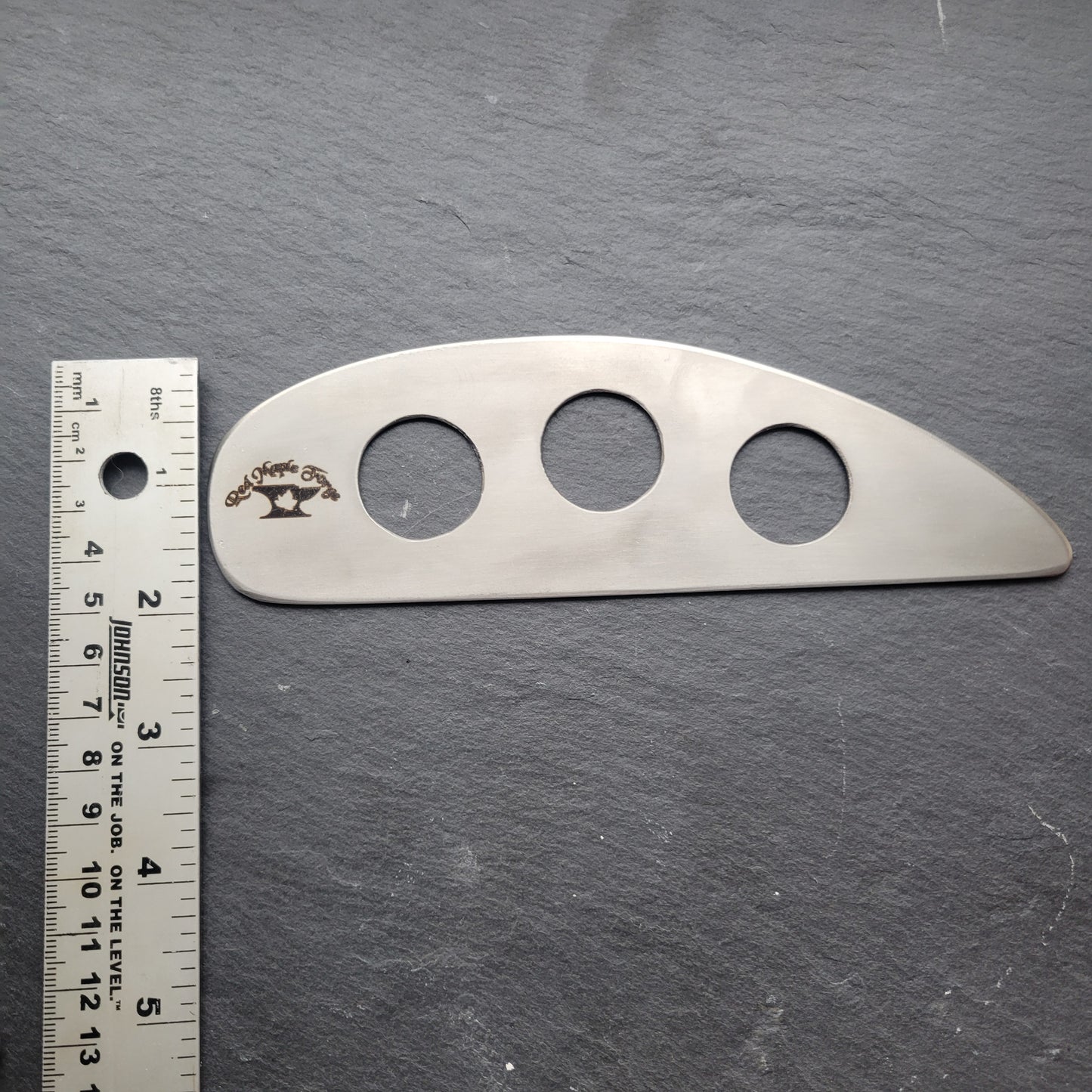 Potter's rib stainless steel "the Wing"