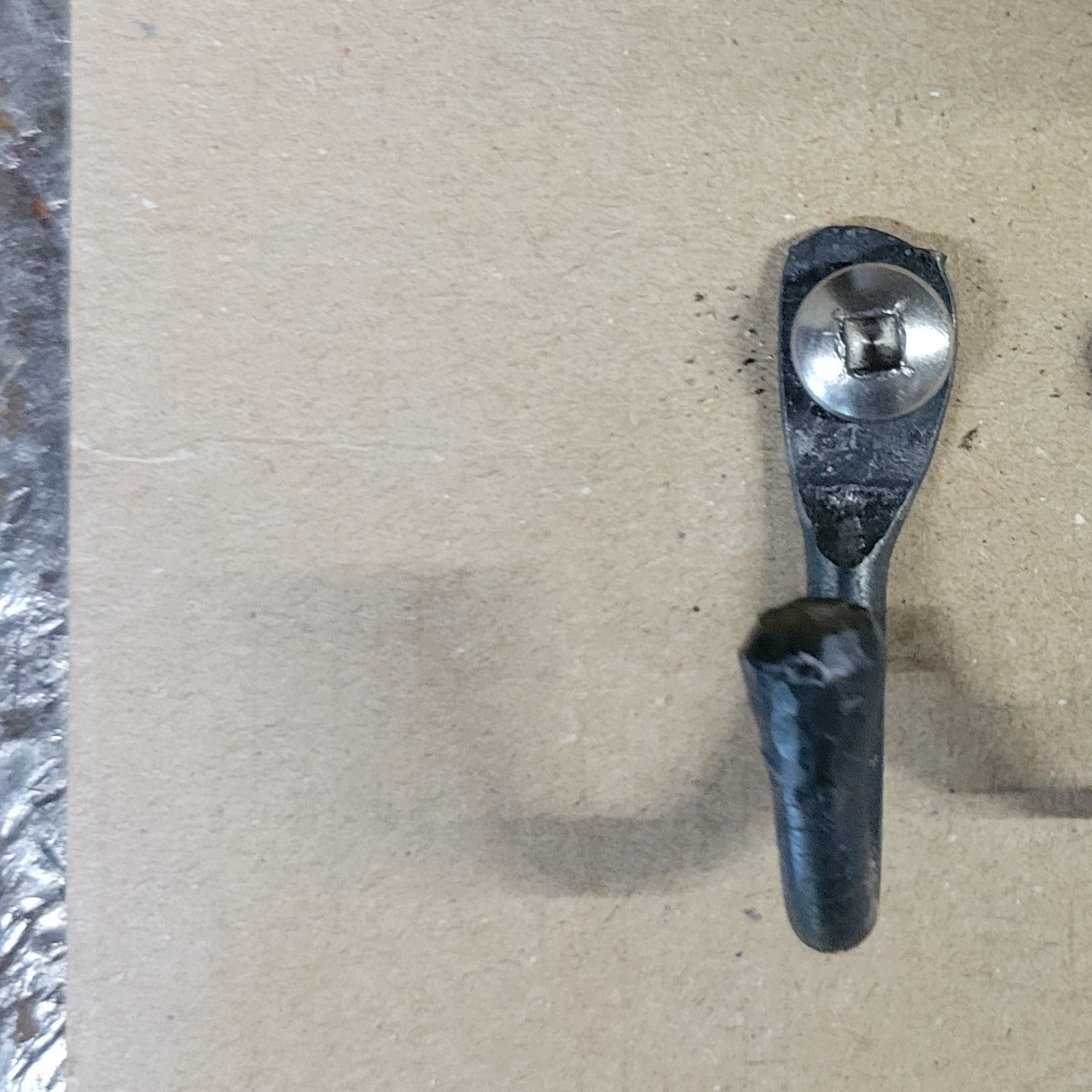 5 round j hooks for Bruce