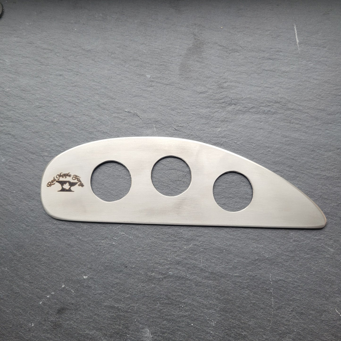 Potter's rib stainless steel "the Wing"